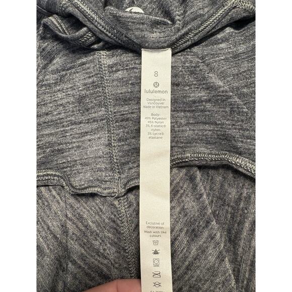 Lululemon Sz 8 Heather Gray Essential Activewear Tank Top Womens Racerback Gym - Picture 5 of 9